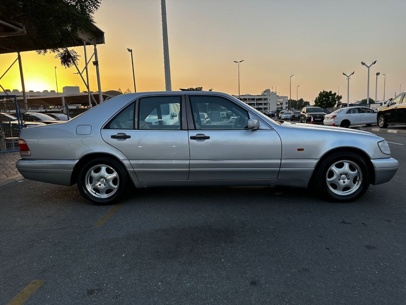 مرسيدس بنز S 500