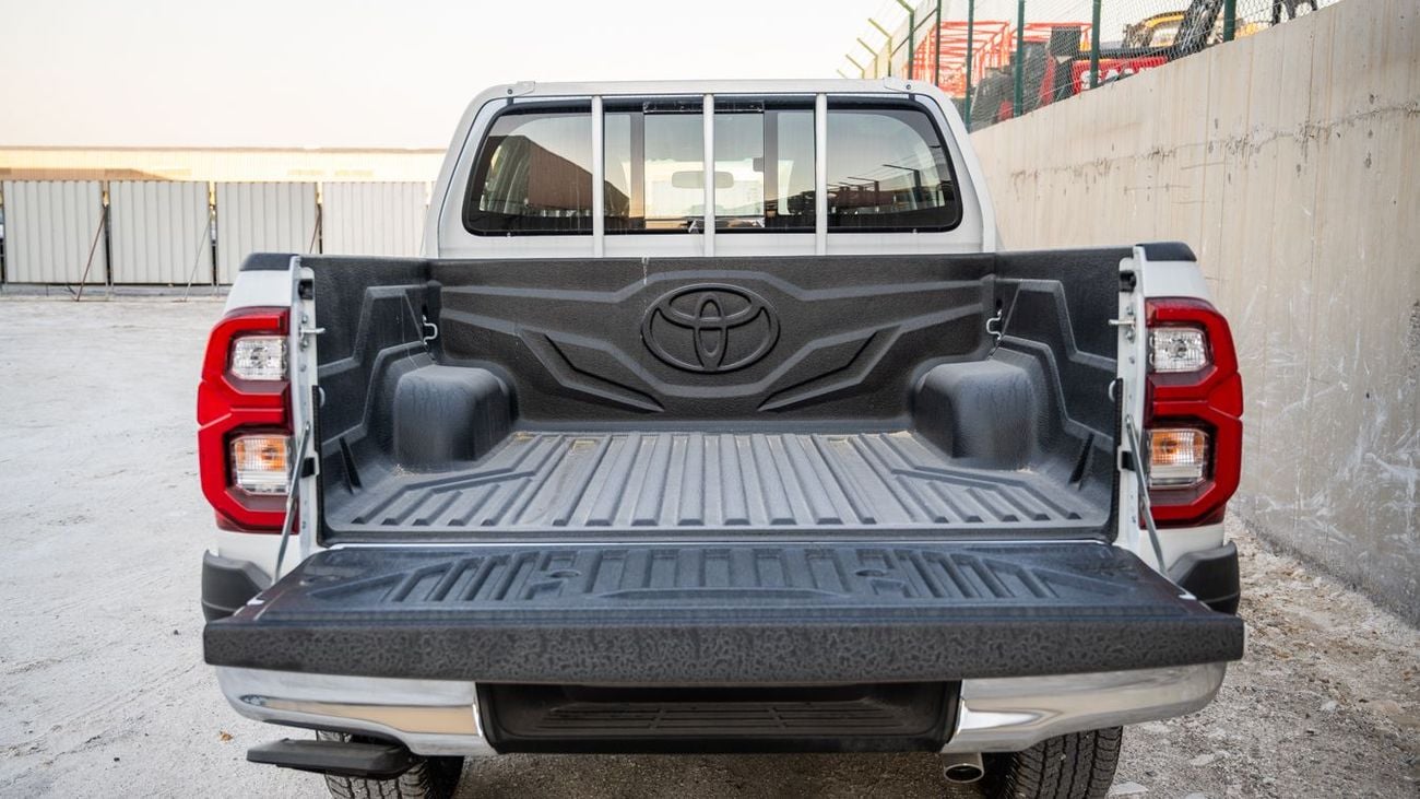 تويوتا هيلوكس TOYOTA HILUX 4.0 AT -2026YM