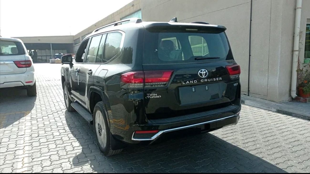 Toyota Land Cruiser Toyota Land Cruiser 300 VXR 3.3L Diesel