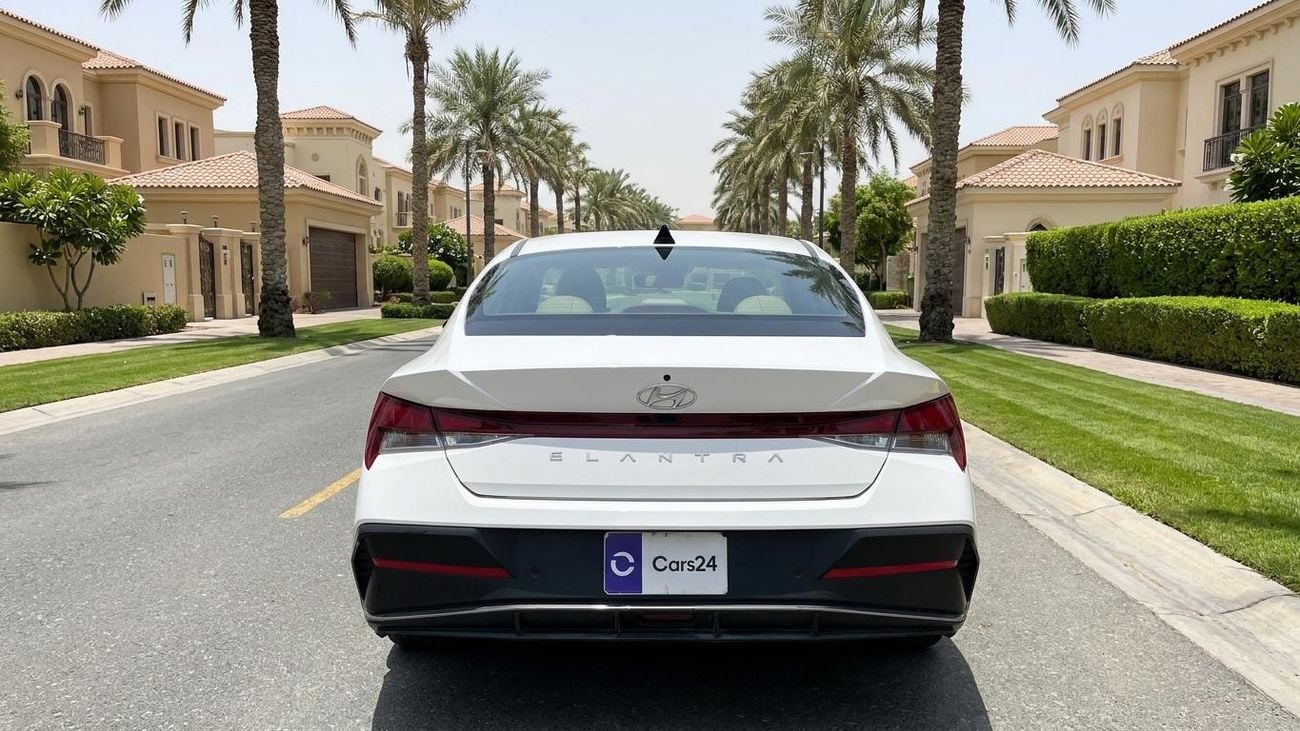 هيونداي إلانترا SMART كارس24 هي سوق ضخم للسيارات المستعملة موثوق ومضمون ٪كارس24 هي سوق ضخم للسيارات المستعملة موثوق ومضمون