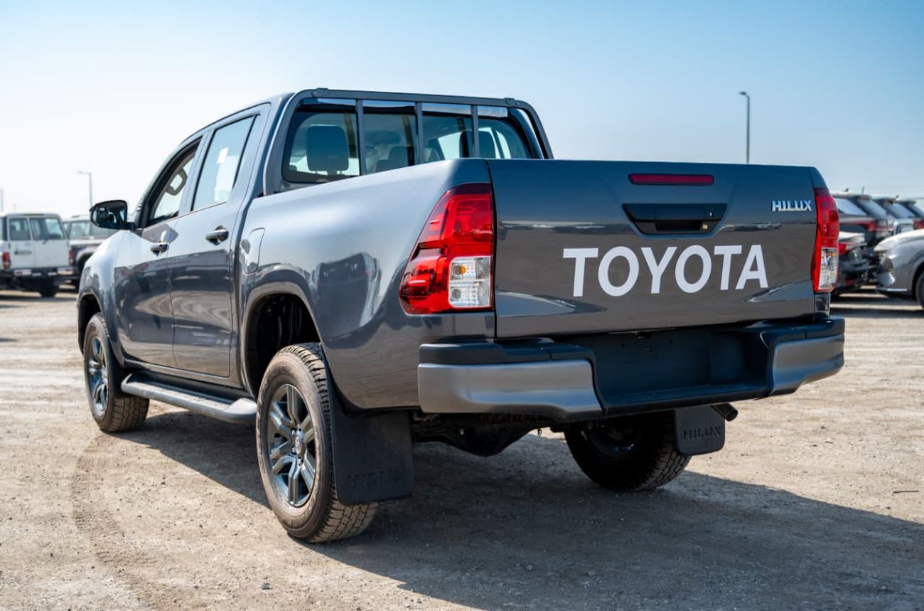 تويوتا هيلوكس 2.7L Medium Grade | Double Cabin | 4x4 | Automatic | Petrol