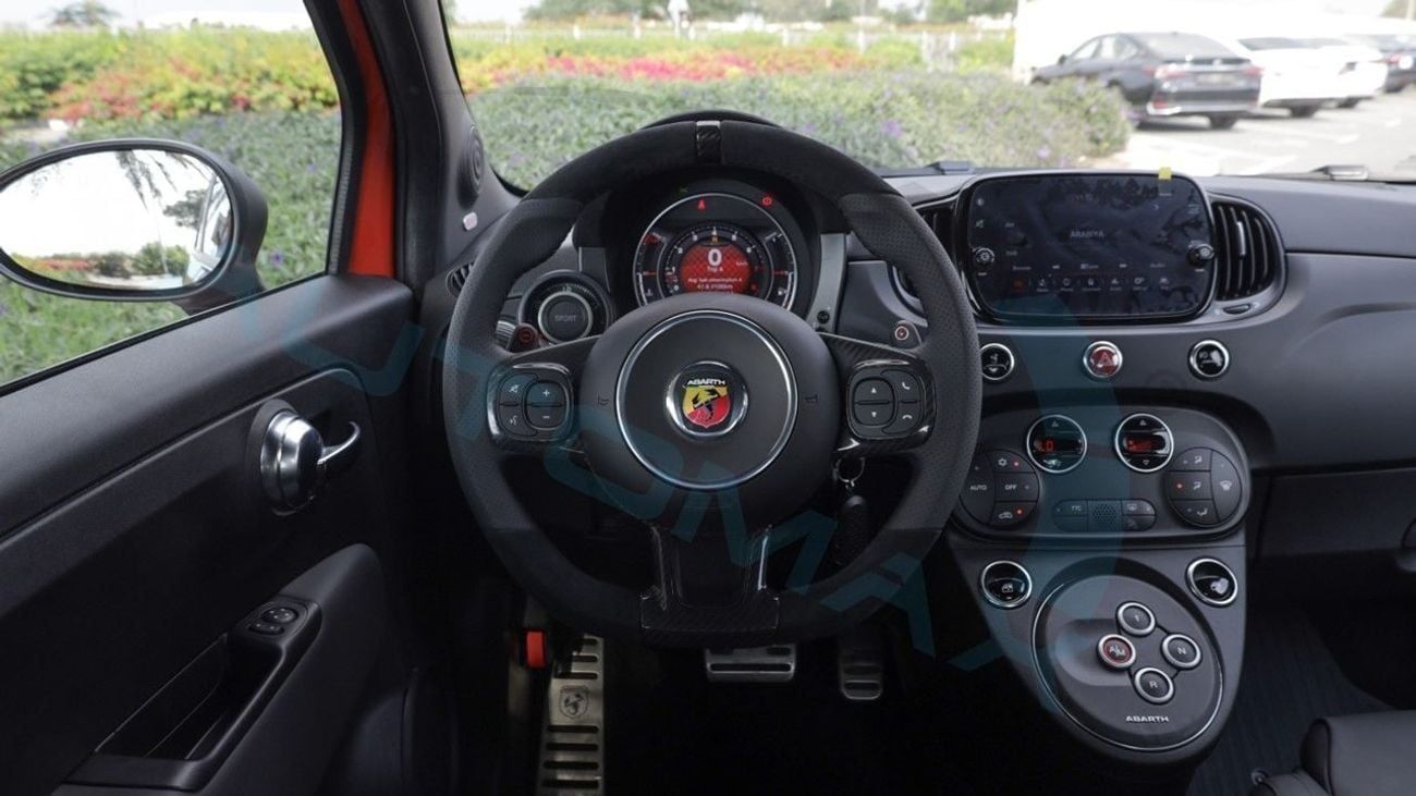 Abarth 695 (For Export , НА ЭКСПОРТ) TURISMO 1.4 TURBOCHARGED 2024 GCC Без пробега