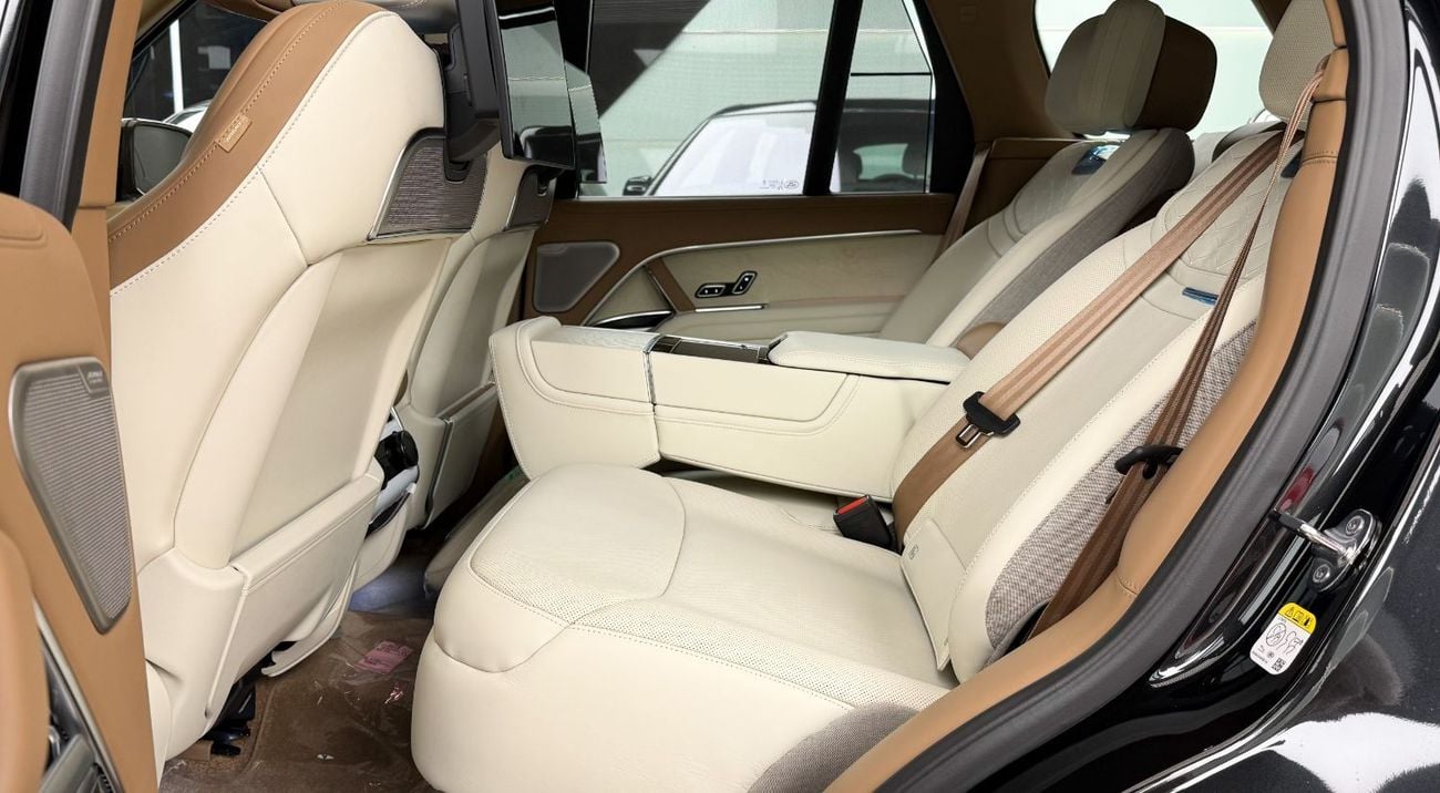 Land Rover Range Rover Sport Range Rover SV - 2026 - Brand New Two Tone Special Color