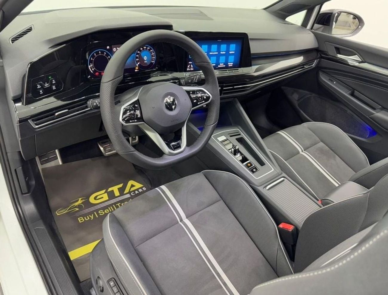 فولكس واجن جولف 280TSI *Brand New* 2025 Volkswagen Golf 280TSI, Warranty, Delivery Kms, Excellent Condition