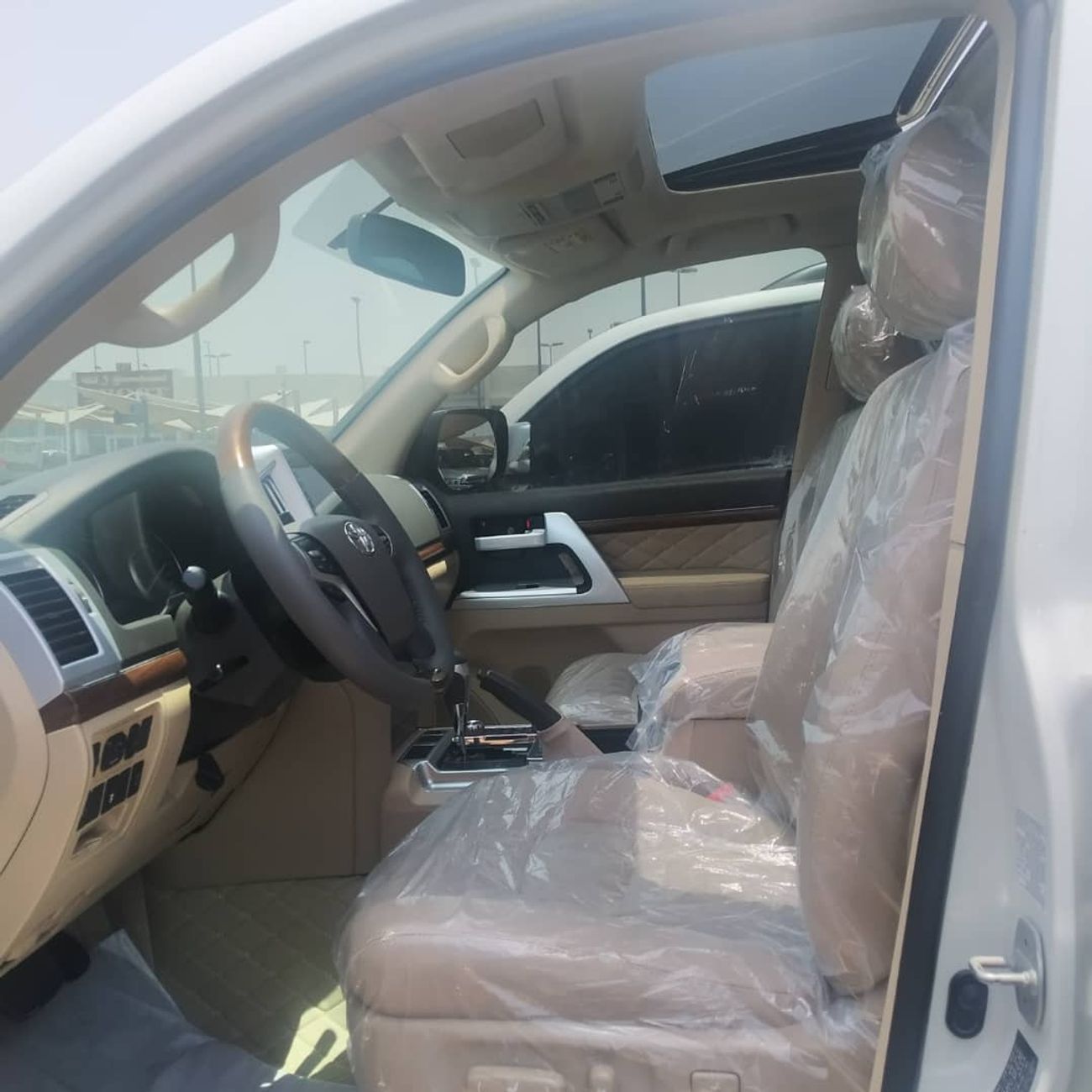 Toyota Land Cruiser GXR 2013 v8 change 2021kt