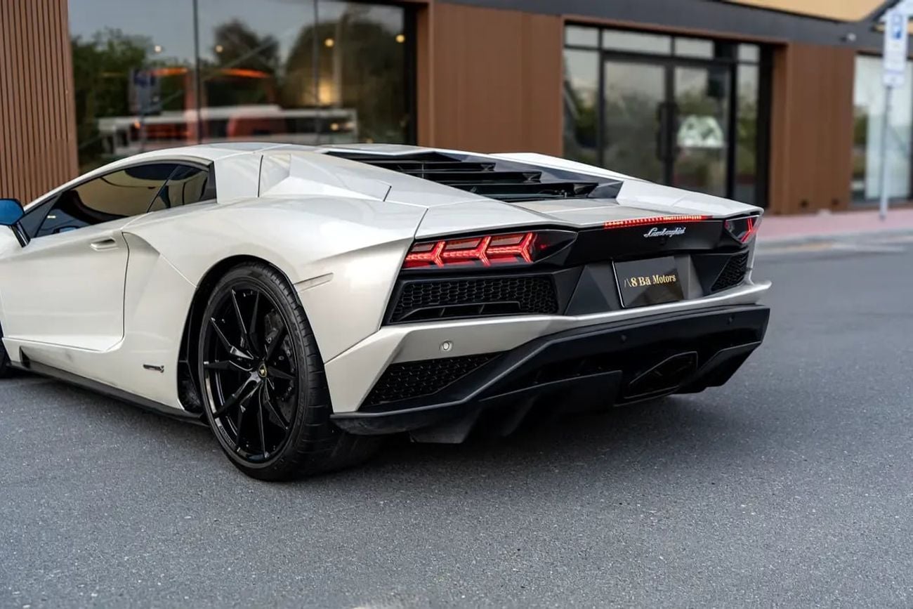 Lamborghini Aventador Lamborghini Aventador 2017