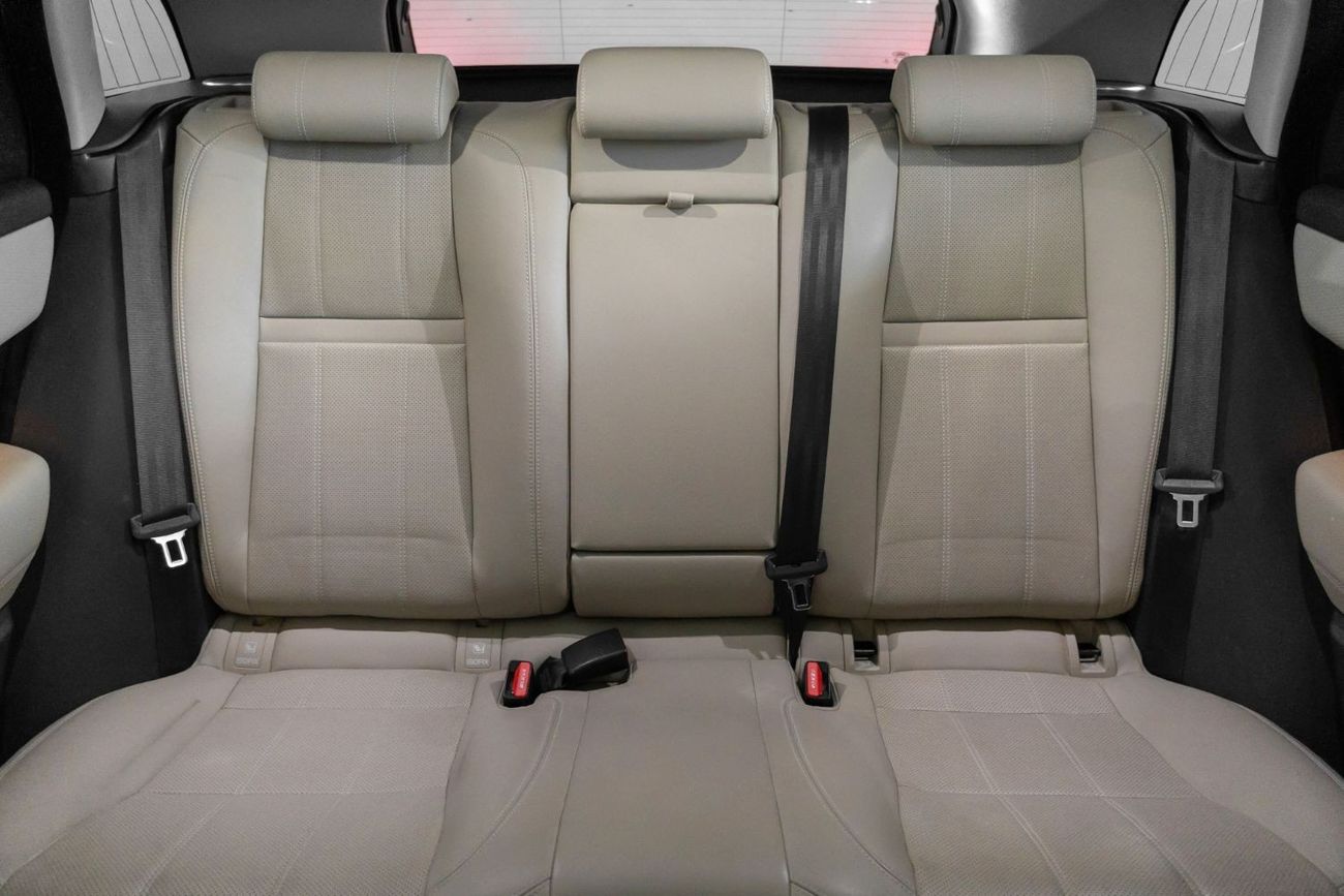 Land Rover Range Rover Velar P250 R-Dynamic SE