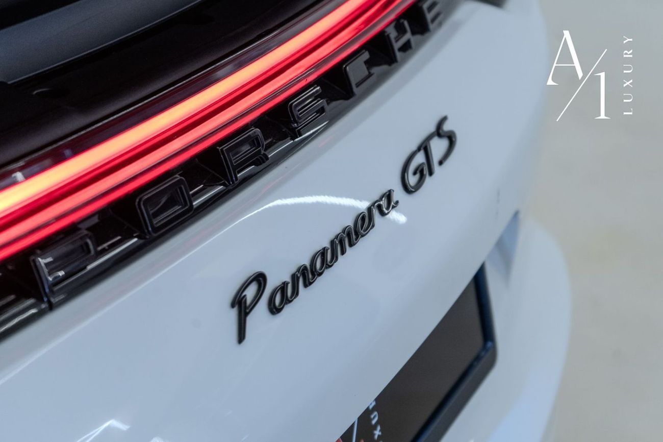 Porsche Panamera GTS 4.0L (473 HP) 2023 Porsche Panamera GTS, Oct 2025 Porsche Warranty, Full Options, Very Low Kms,