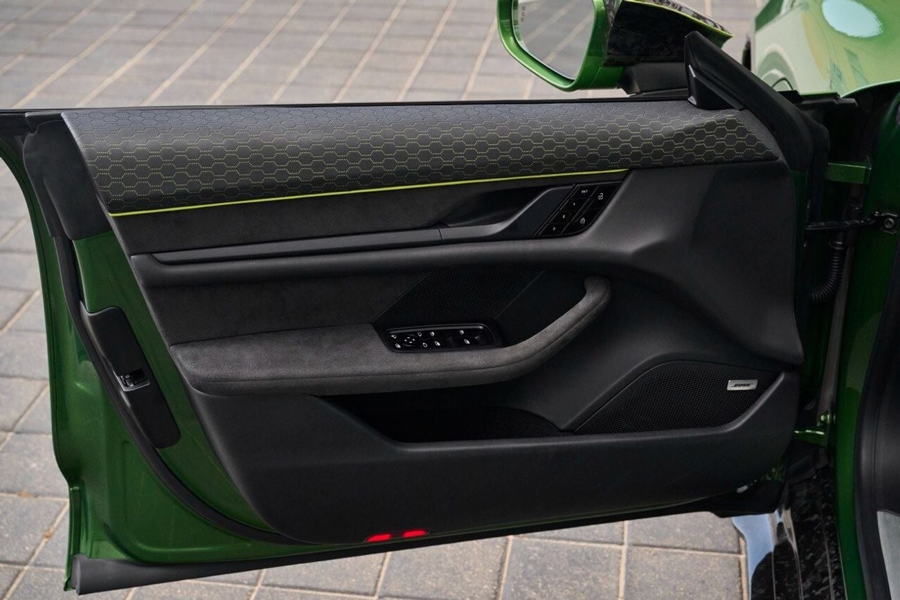 Porsche Taycan Turbo