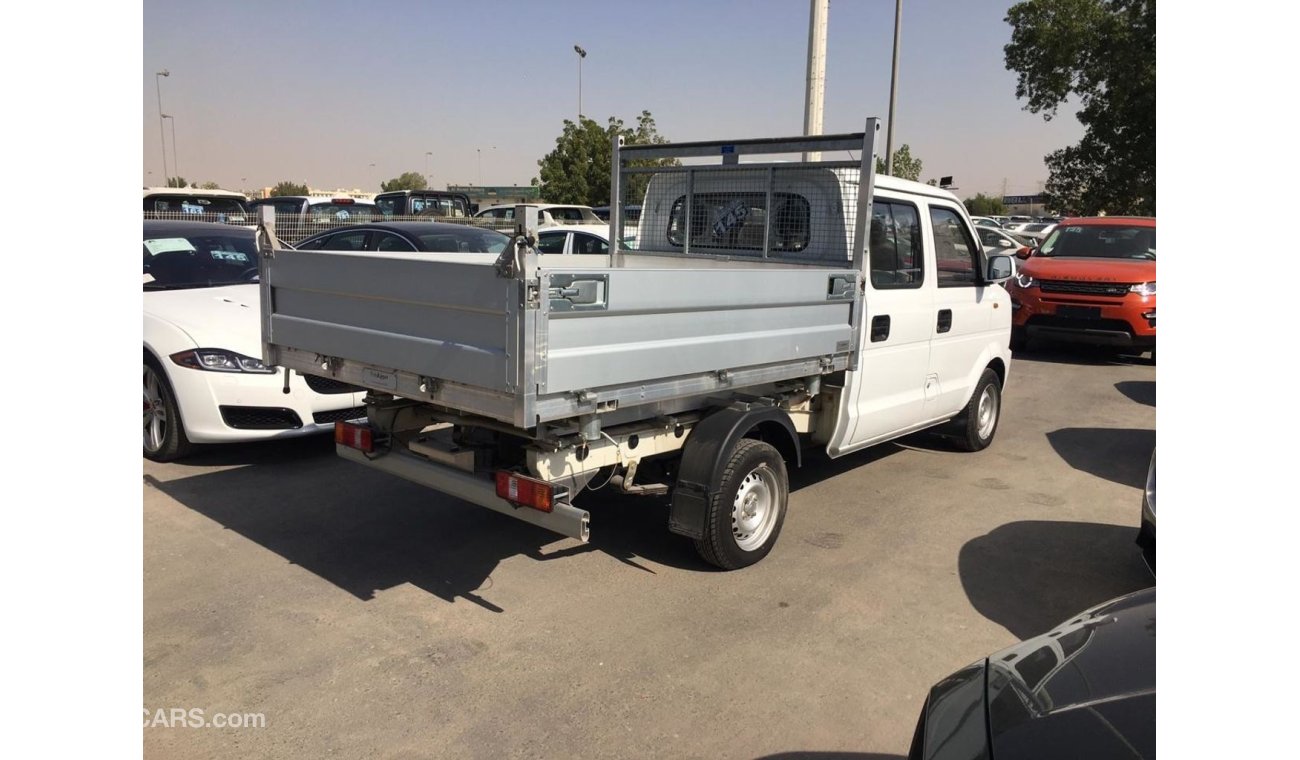 دونج فينج سوكون V22 DC 3-Tipping Alum Cargo-bed 1.3 2WD