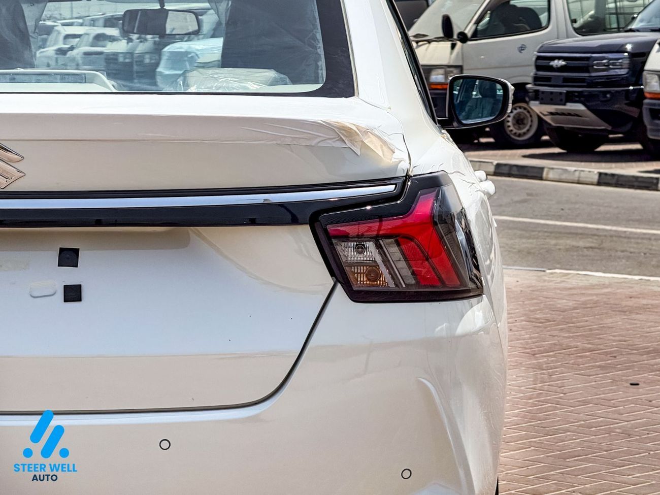 سوزوكي دزاير 2026 GLX 1.2-litre 4-cylinder petrol engine - 5 Speed AT - 9 inch Touchscreen - EXPORT