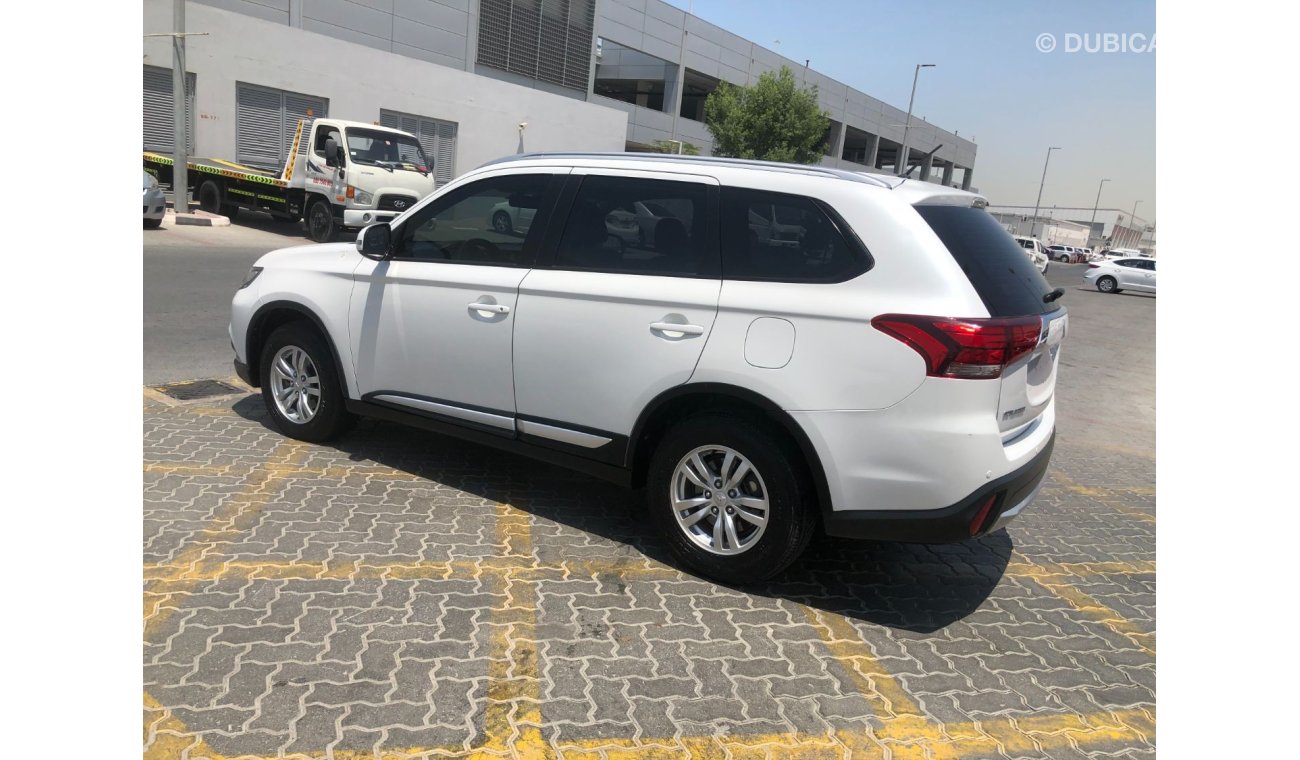 Mitsubishi Outlander GCC