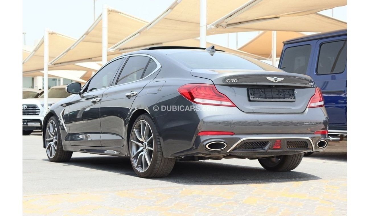 Genesis G70 Genesis G70 Platinum / 3.3T / 2018 / GCC / Free Accident