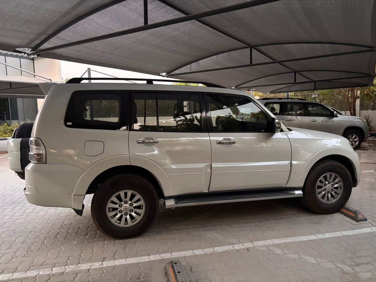 Mitsubishi Pajero GLS HIGHLINE