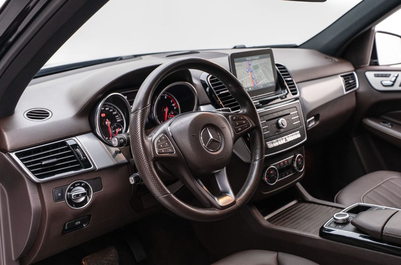 مرسيدس بنز GLE 400 AMG