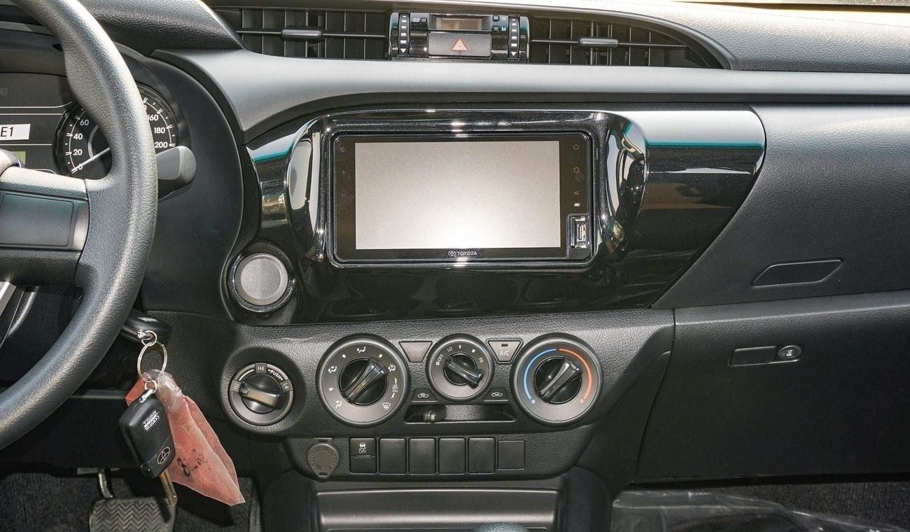 Toyota Hilux GL 2.4L Double Cab Utility