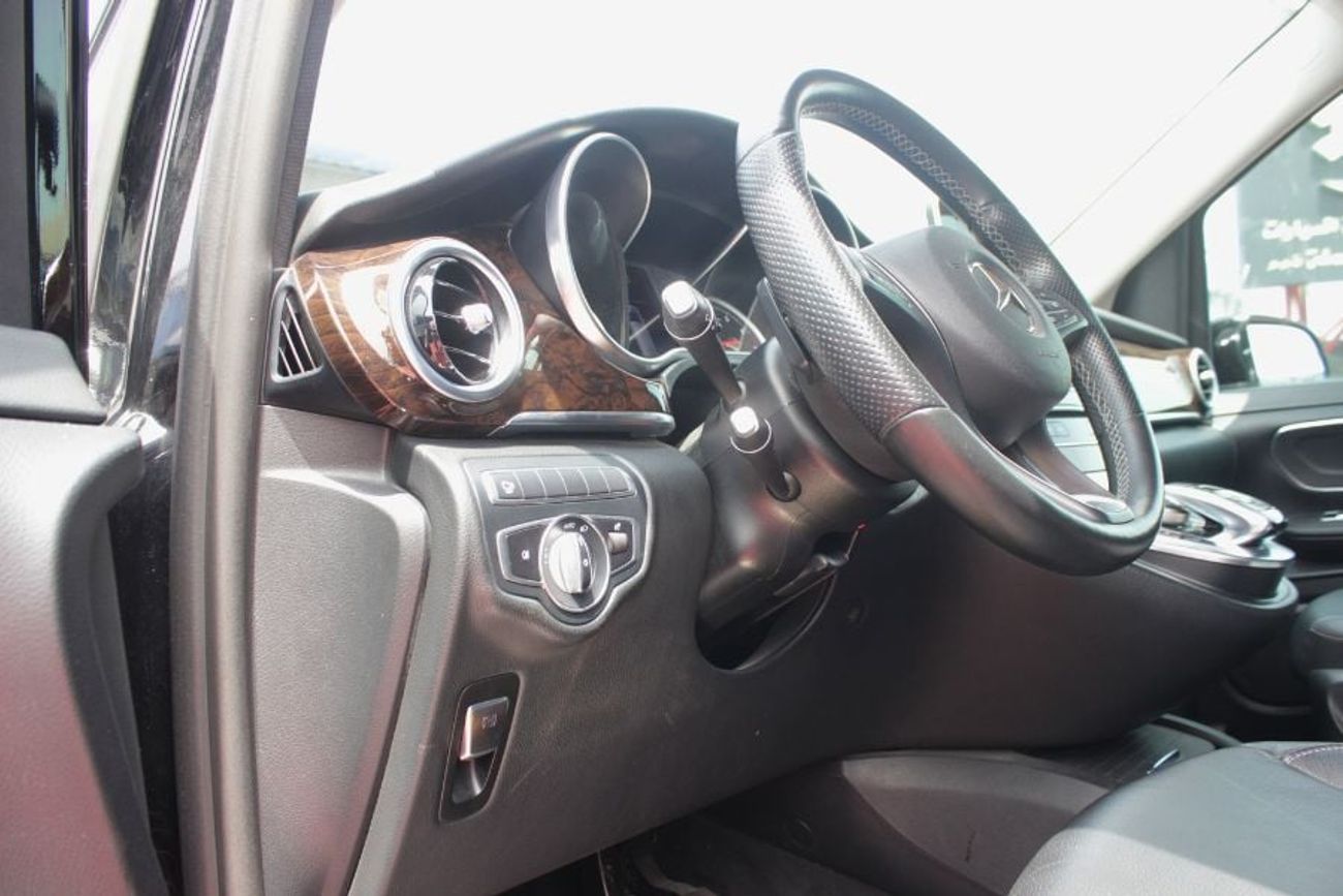 Mercedes-Benz V 250 , 04 Seater VVIP, GCC