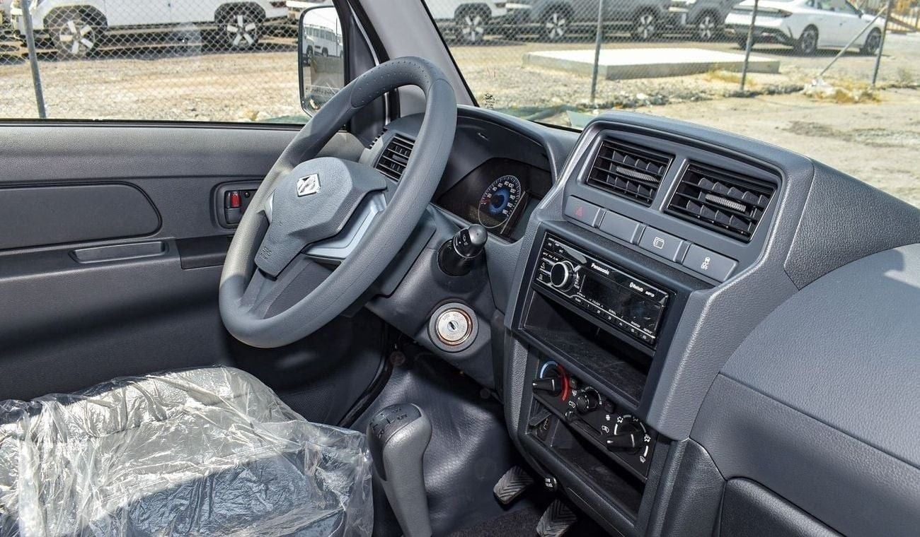 سي إم سي فيريكا فان ركاب بـ 8 مقاعد