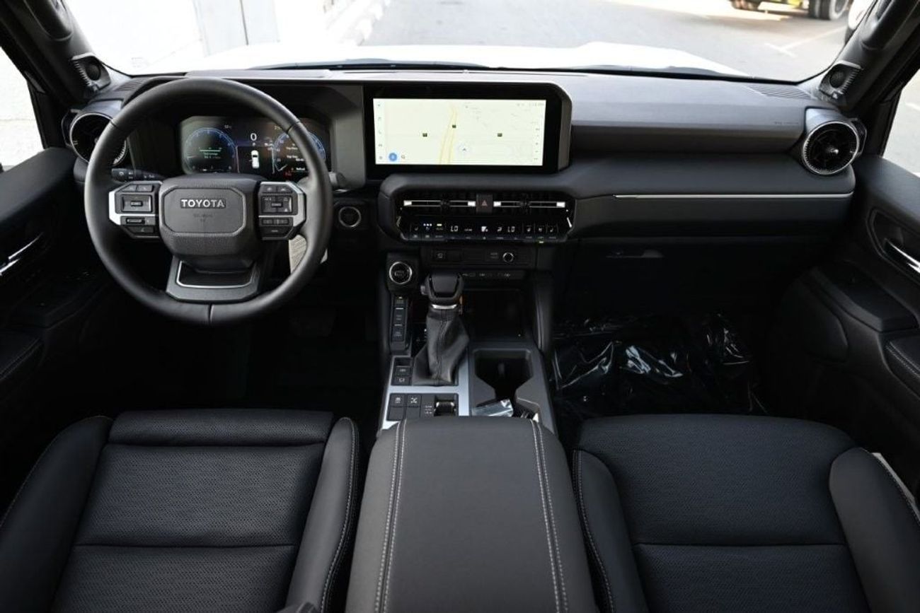 تويوتا برادو VXL 2.4L TURBO PETROL AT