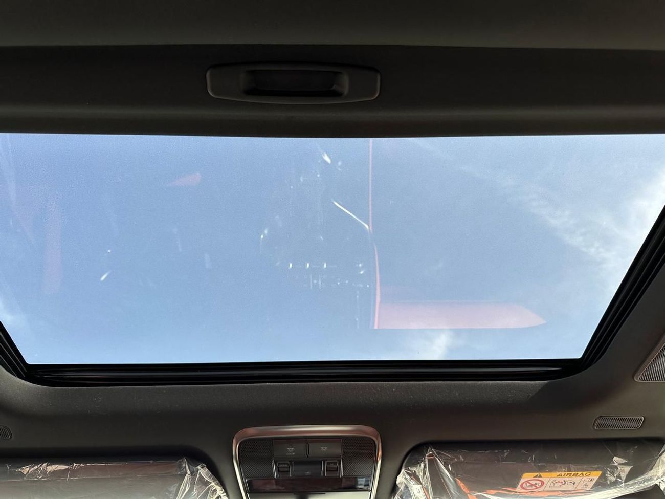 لكزس LX 600 2026 Lexus LX600 VIP (4-Seater) 3.5L V6 Twin-Turbo Petrol A/T 4WD Export Only