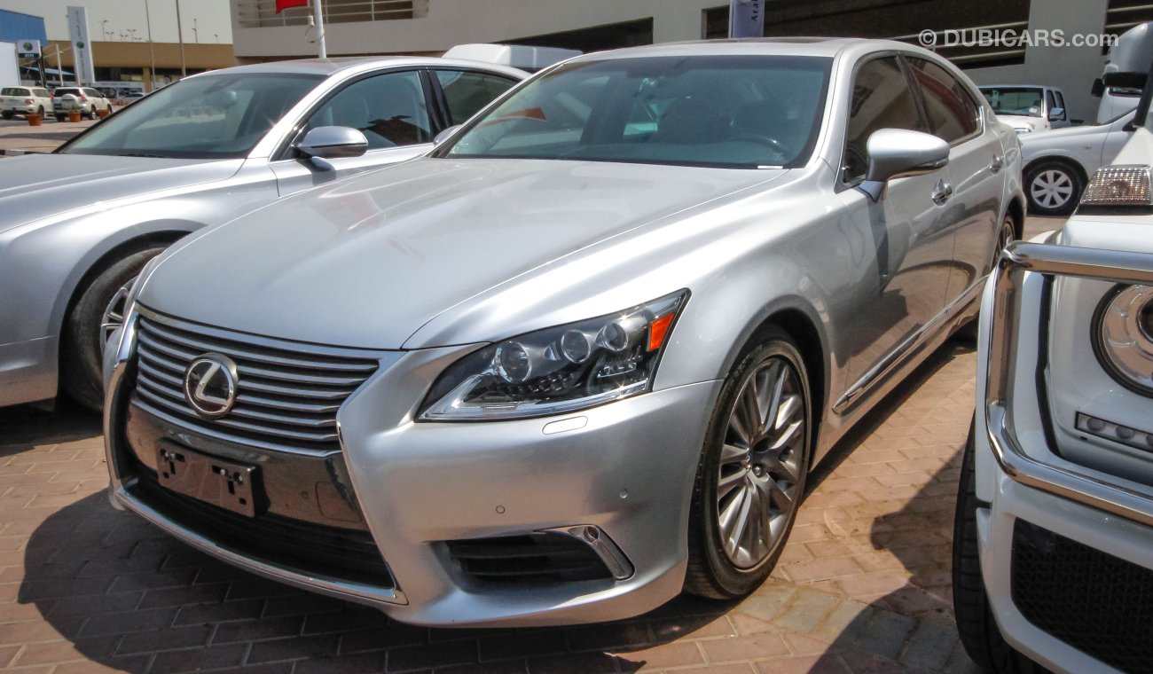 Lexus LS460