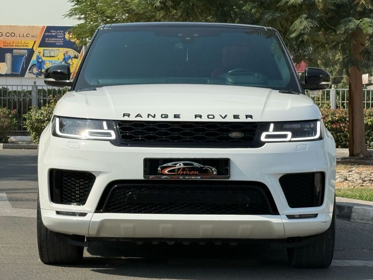 Land Rover Range Rover Sport HSE Dynamic 3.0L RANGE ROVER HSE DYNAMIC 2018 GCC V6 SUPERCHARGED SERVICE HISTORY FULL OPTIONS