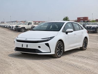 تويوتا كورولا Elite ECTB - 1. تويوتا كورولا إيليت – 1.8 لتر هجين أوتوماتيكي – أبيض