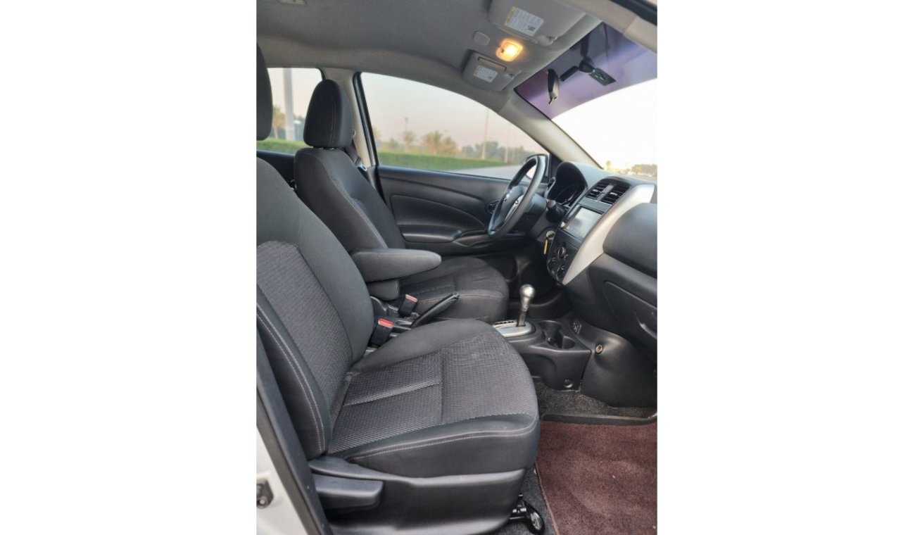 Nissan Versa