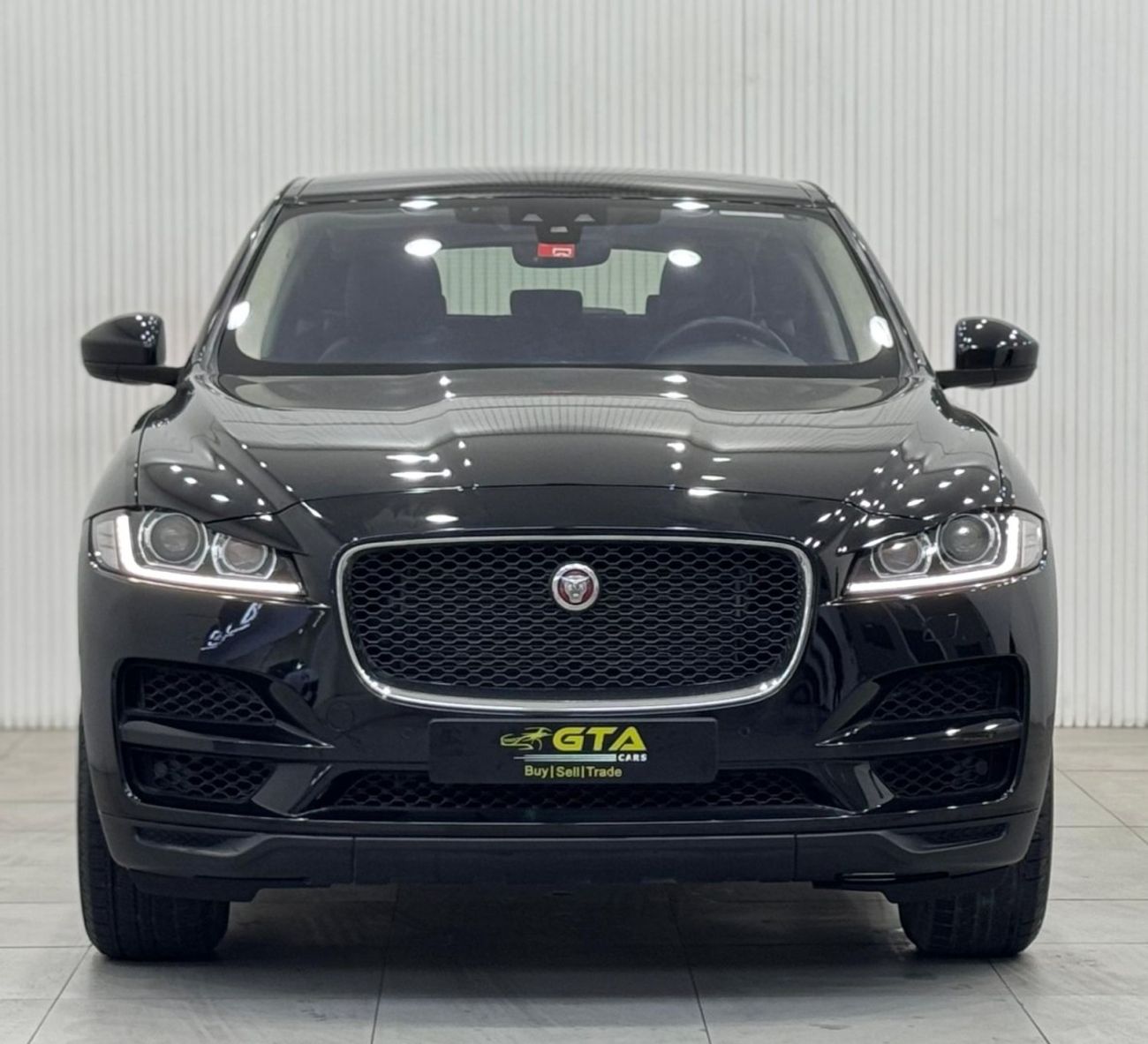 جاكوار F بيس 2019 Jaguar F-PACE 25t, 1 Year Warranty, Full Service History, GCC