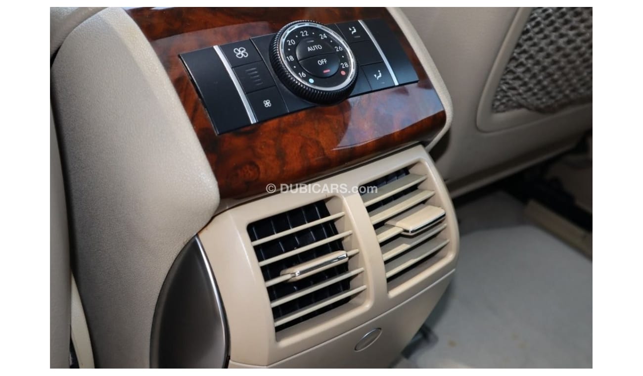 Mercedes-Benz R 350 MERCEDES BENZ R350 —4 MATIC—GCC FULL SERVICE HISTORY WITH WARRANTY AND FREE REGISTRATION