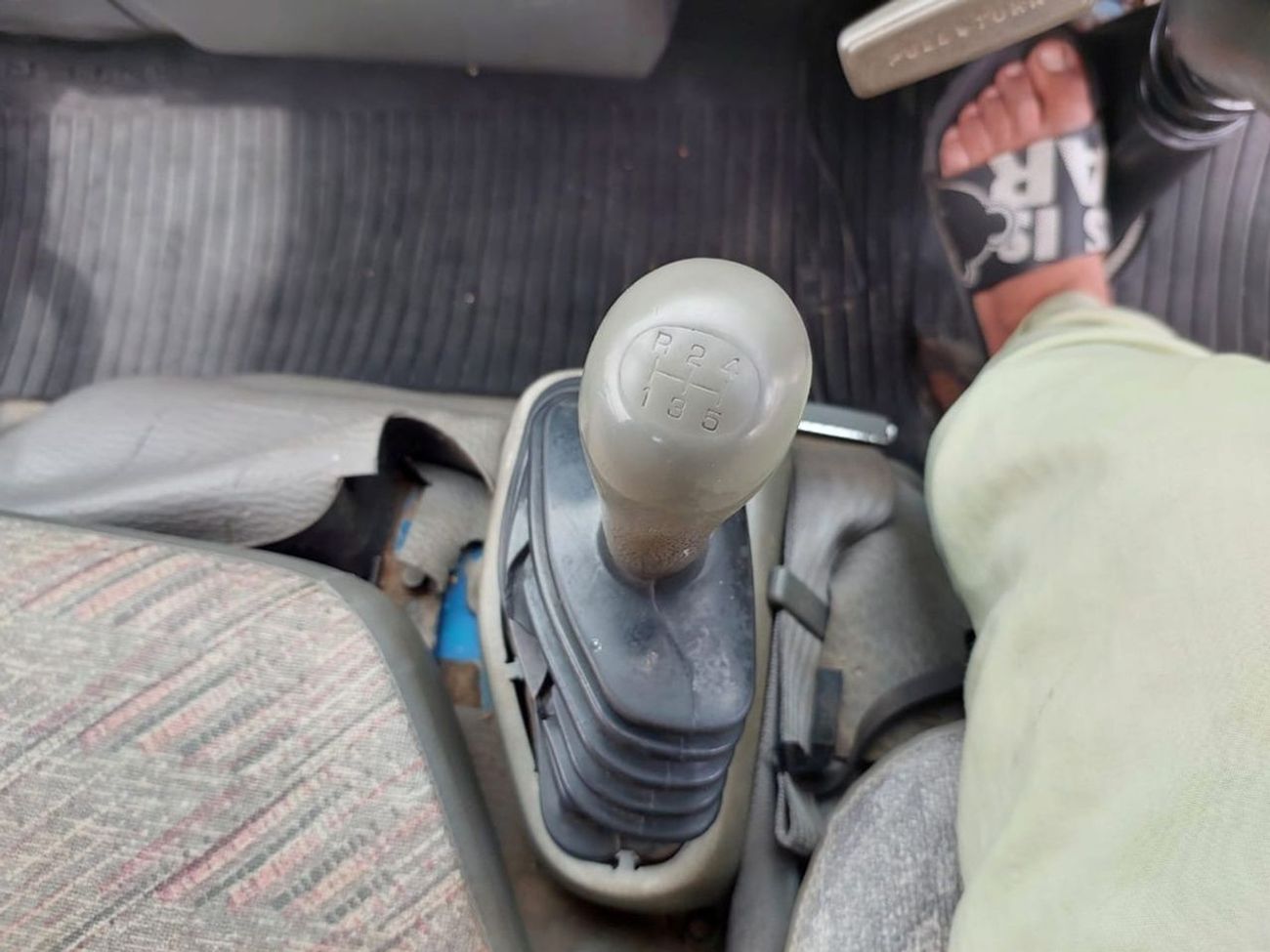 Mitsubishi Fuso Canter MITSUBISHI CANTER DUMPER TRUCK RHD 1997 MODEL 4.2 L DIESEL MANUAL(PM31523)