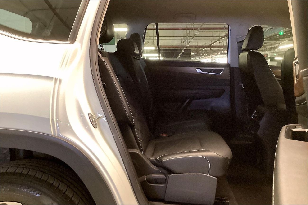 Volkswagen Teramont Trendline 2.0L Trendline | Guaranteed Warranty | 0 Down Payment