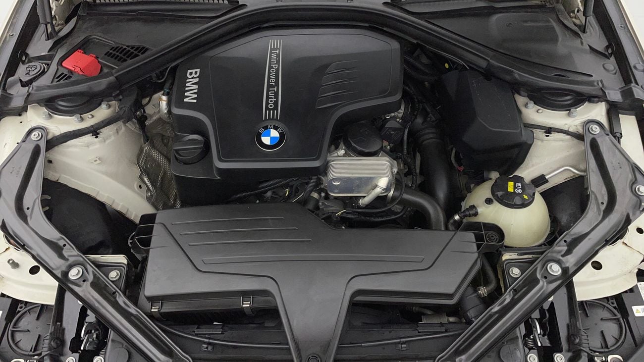 بي أم دبليو 420i SPORT CONVERTIBLE 2 | بدون دفعة مقدمة | اختبار قيادة مجاني للمنزل