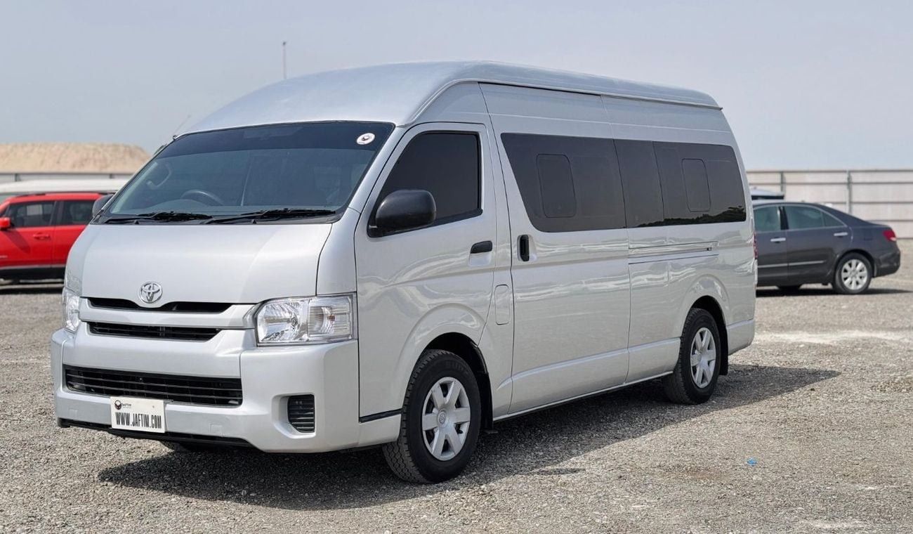 Toyota Hiace GOOD CONDITION | RHD | 2018 | 3.0L DIESEL ENGINE | 12 SEATERS | AUTOMATIC TRANSMISSION | DIGITAL REA