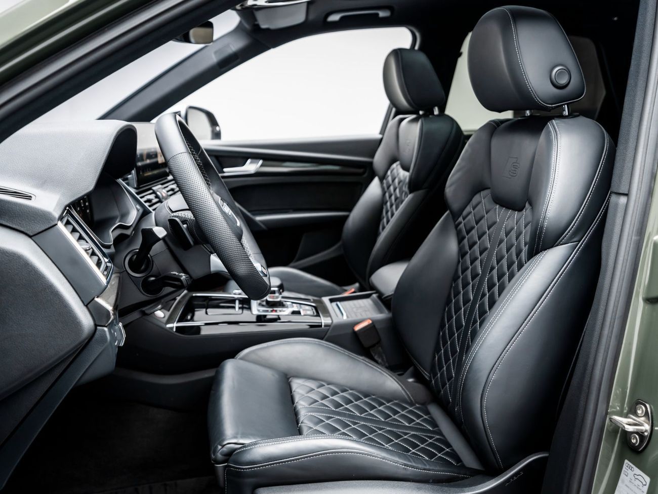 Audi SQ5 TFSI quattro 3.0L  2023 Audi SQ5, 2027 Audi Warranty & Service Contract, Low KMs, GCC