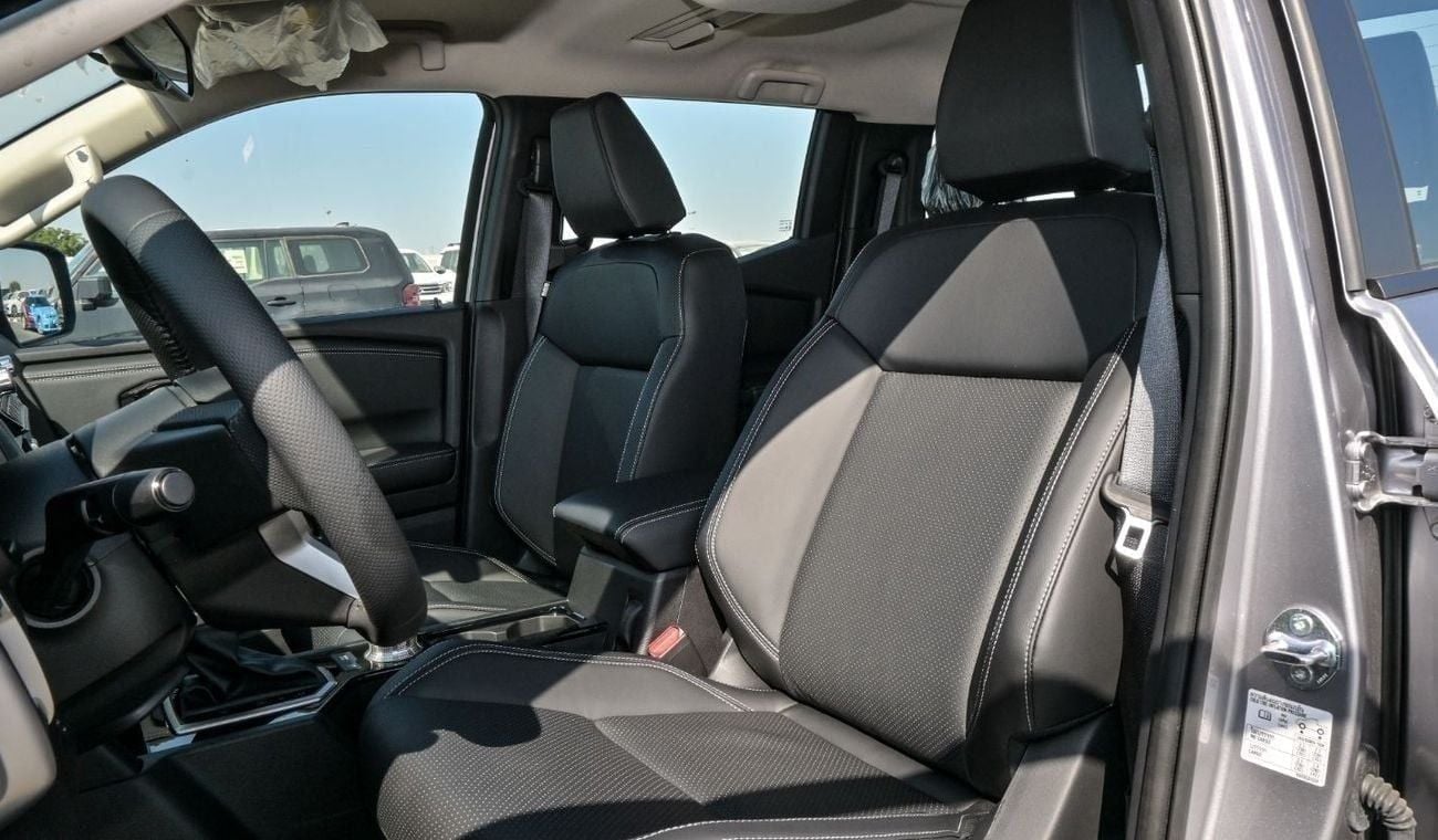 Mitsubishi L200 Brand New Mitsubishi L200 2025 For Export Only ! 2.5L 4WD Diesel GLS | A/T | Silver/Black |L200-GLS-