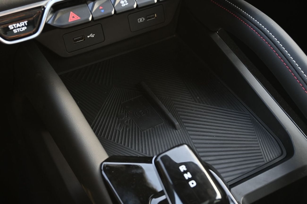 Geely Coolray GF 1.5TD Geely Coolray 1.5L Turbo Petrol, Model 2025, Color Purple Prism