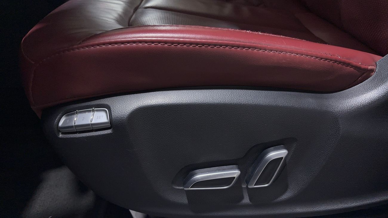 أم جي RX8 LUXURY كارس24 هي سوق ضخم للسيارات المستعملة موثوق ومضمون ٪كارس24 هي سوق ضخم للسيارات المستعملة موثوق ومضمون