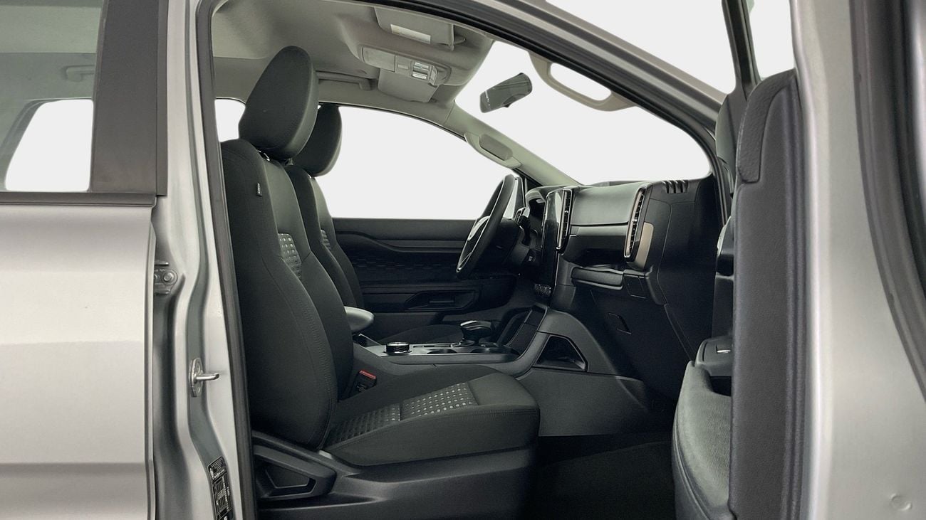 Ford Everest XLS | upto AED 20,000 Ramadan Discount | Guaranteed Warranty | 0 Down Payment