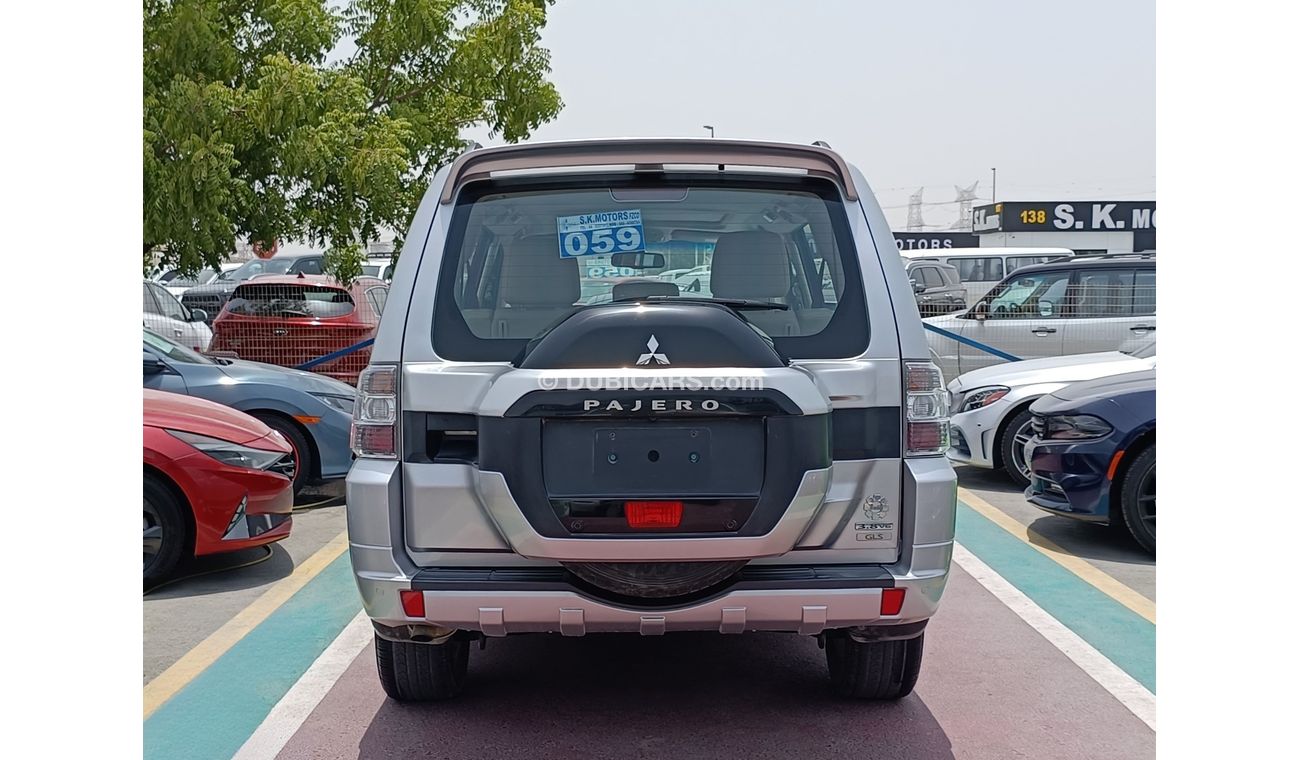 Mitsubishi Pajero // 889 AED Monthly //  SUNROOF / ELECTRIC / LEATHER SEAT LOT / FOP (LOT # 16132)
