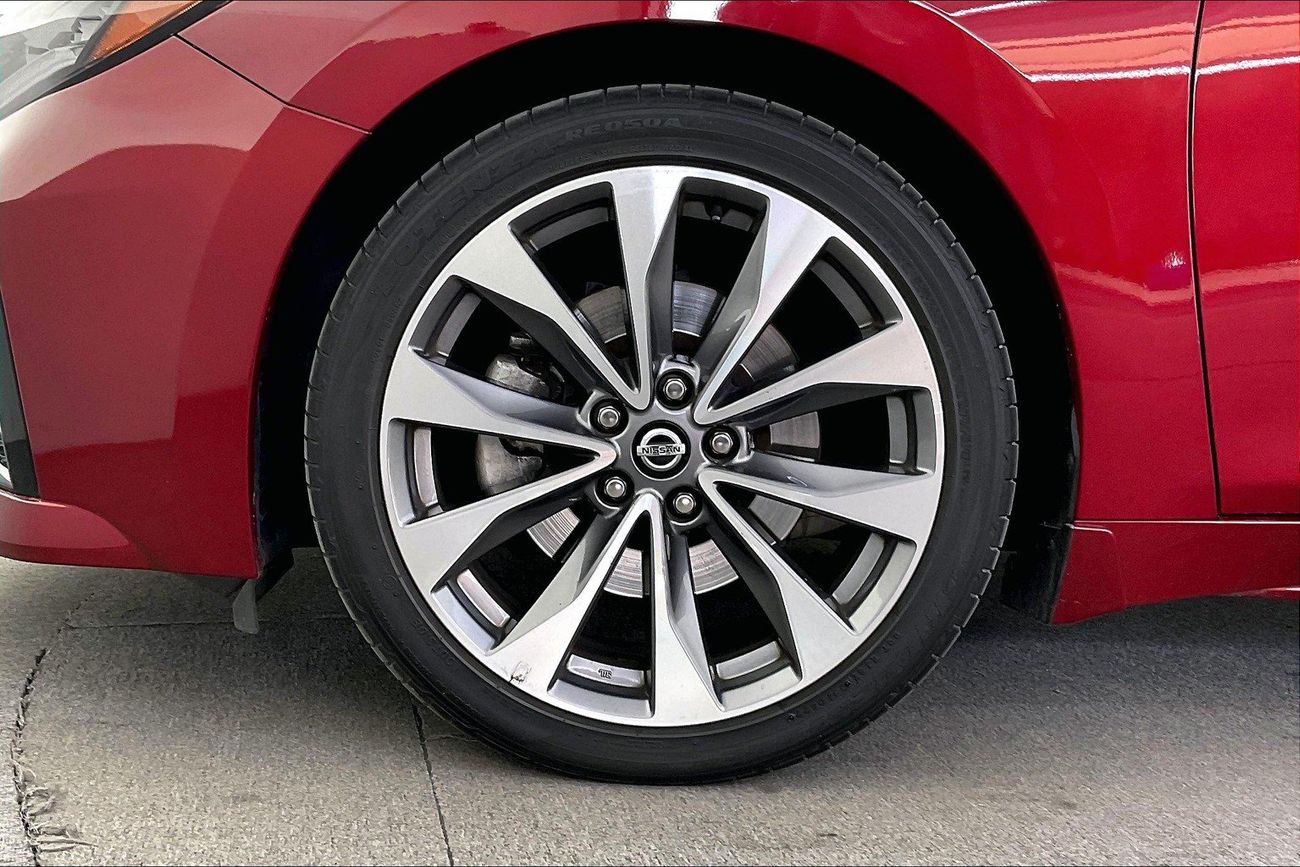 Nissan Maxima SR | Guaranteed Warranty | 0 Down Payment