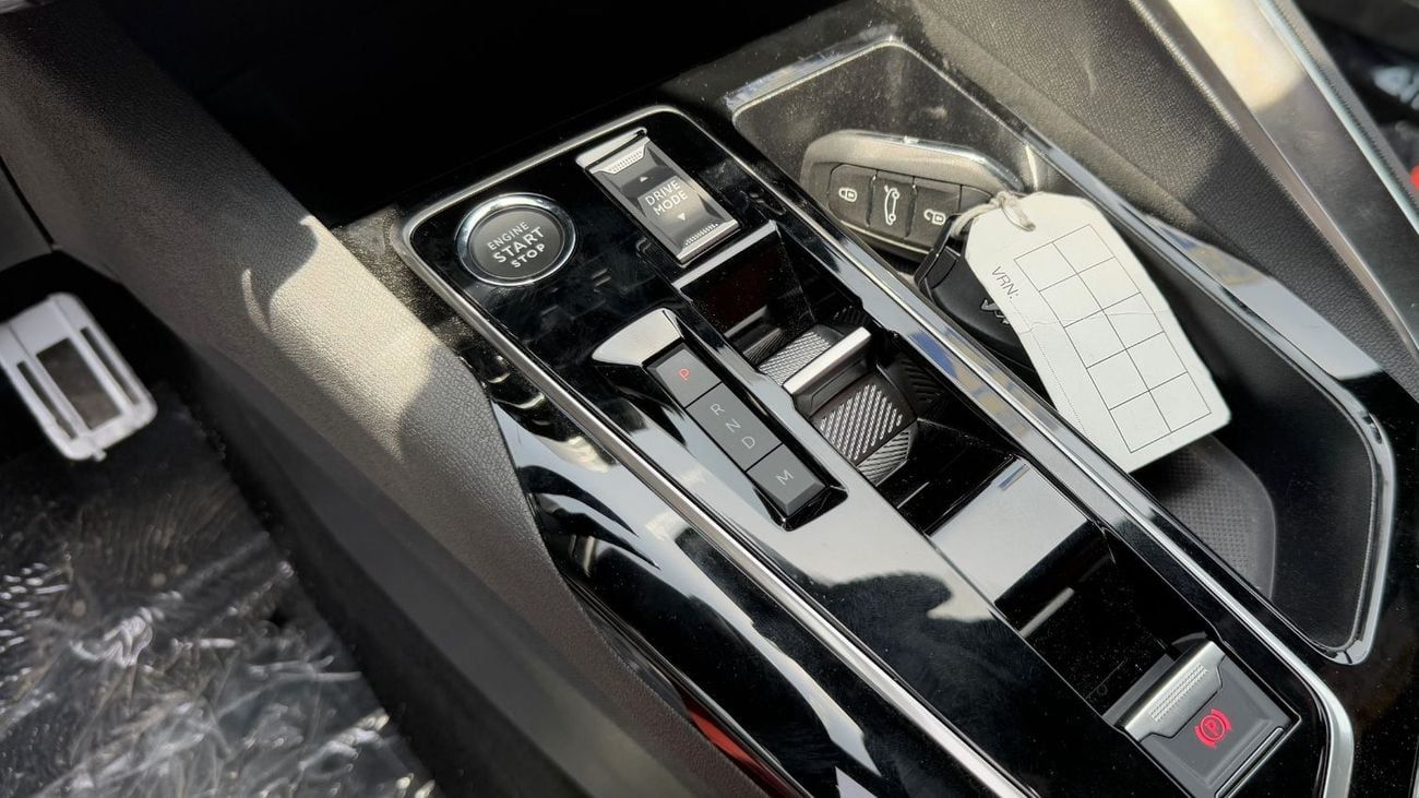 Peugeot 5008 1.6T GT Line Peugeot 5008 GT Line 1.6L Petrol 2025YM