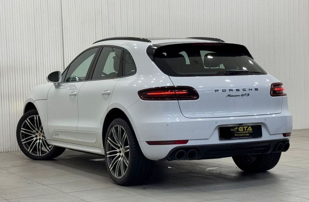 بورش ماكان GTS 3.0L (360 HP) 2017 Porsche Macan GTS, Service History, Fully Loaded, Carbon Fiber Package, GCC