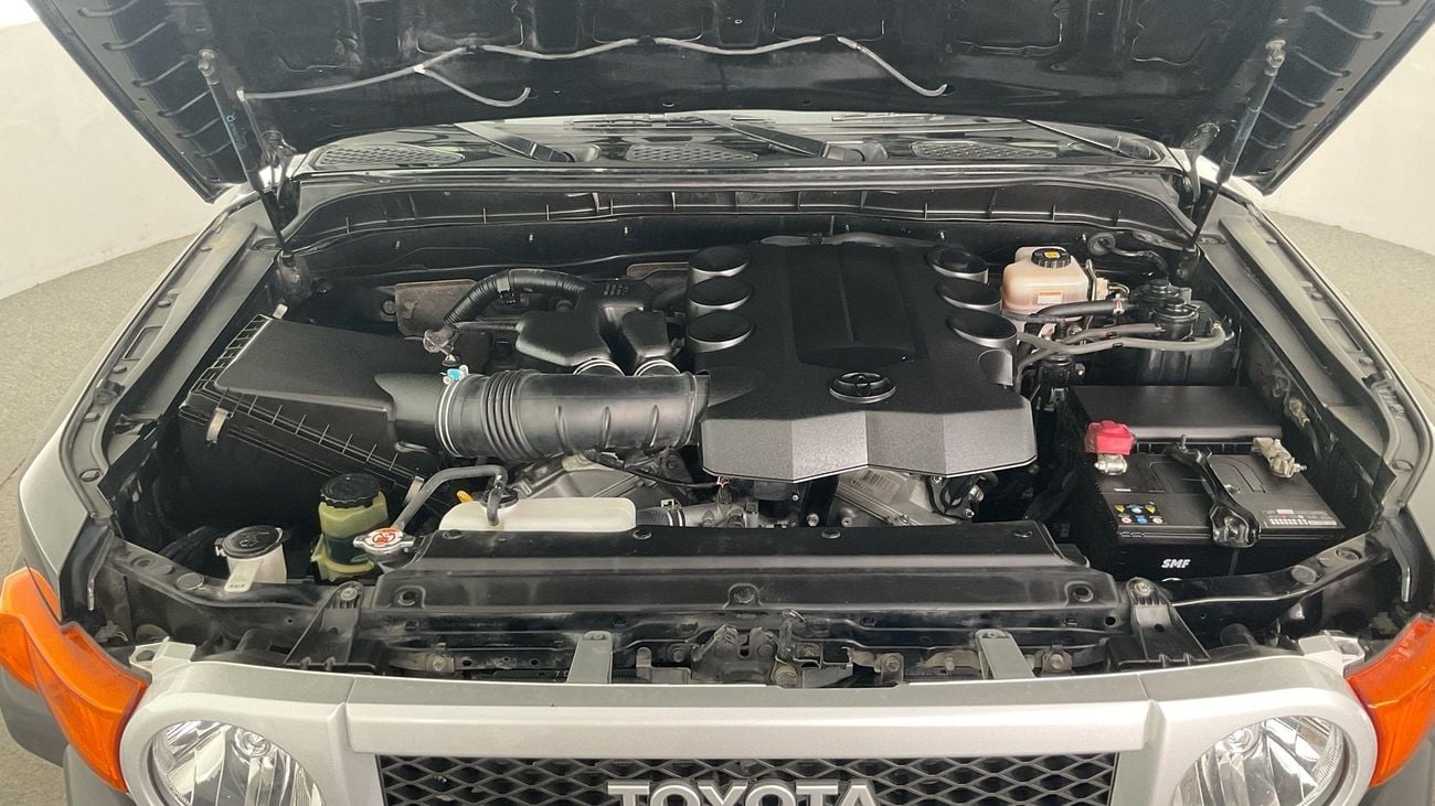 تويوتا إف جي كروزر GXR | شامل الضمان | 0 ﺪﻔﻋﺓ ﺃﻮﻟﻯ