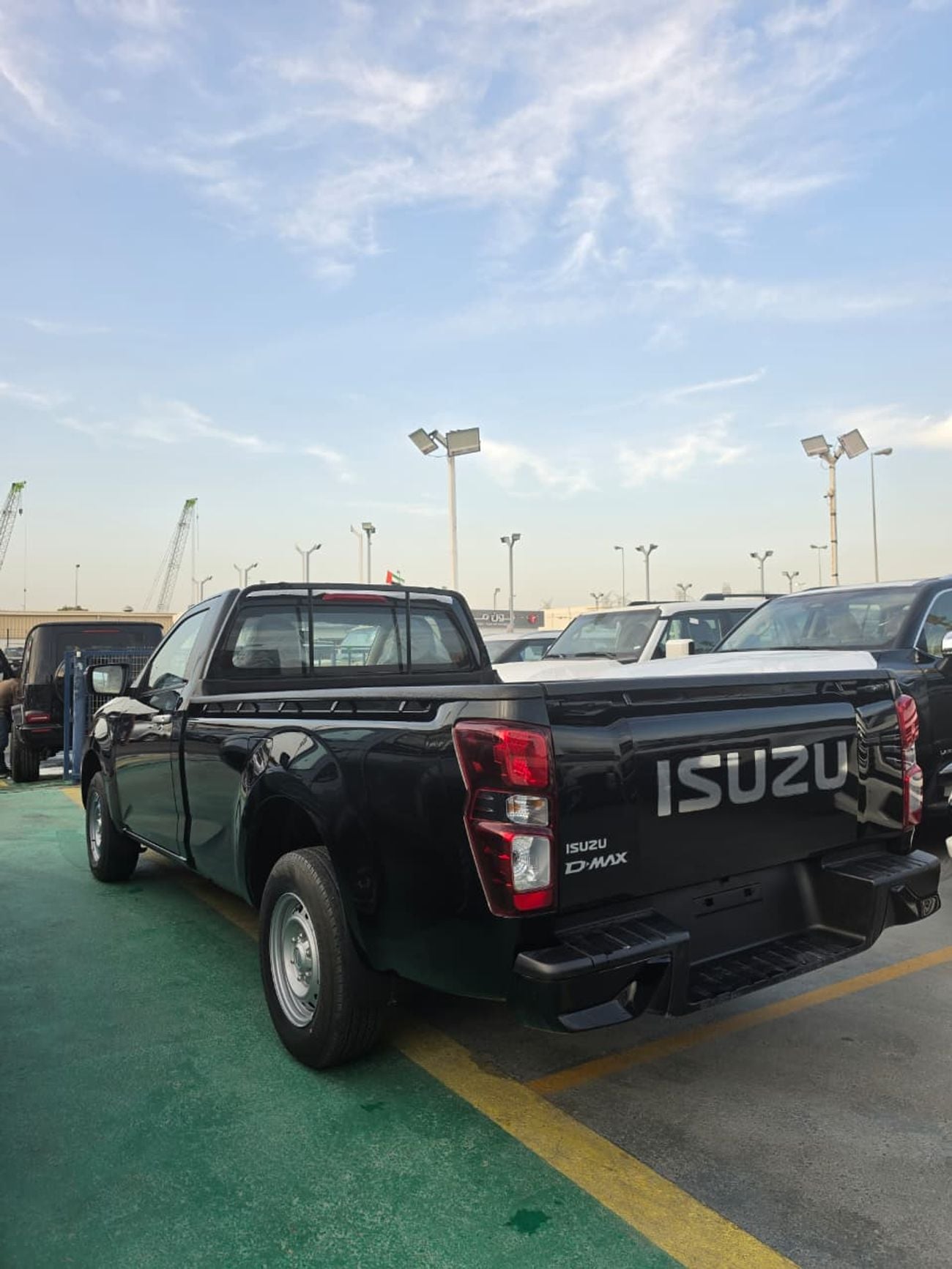 إيسوزو D ماكس Isuzu D-MAX Single Cab 1.9 Diesel 2026 – Automatic | 1.9L Diesel | Black