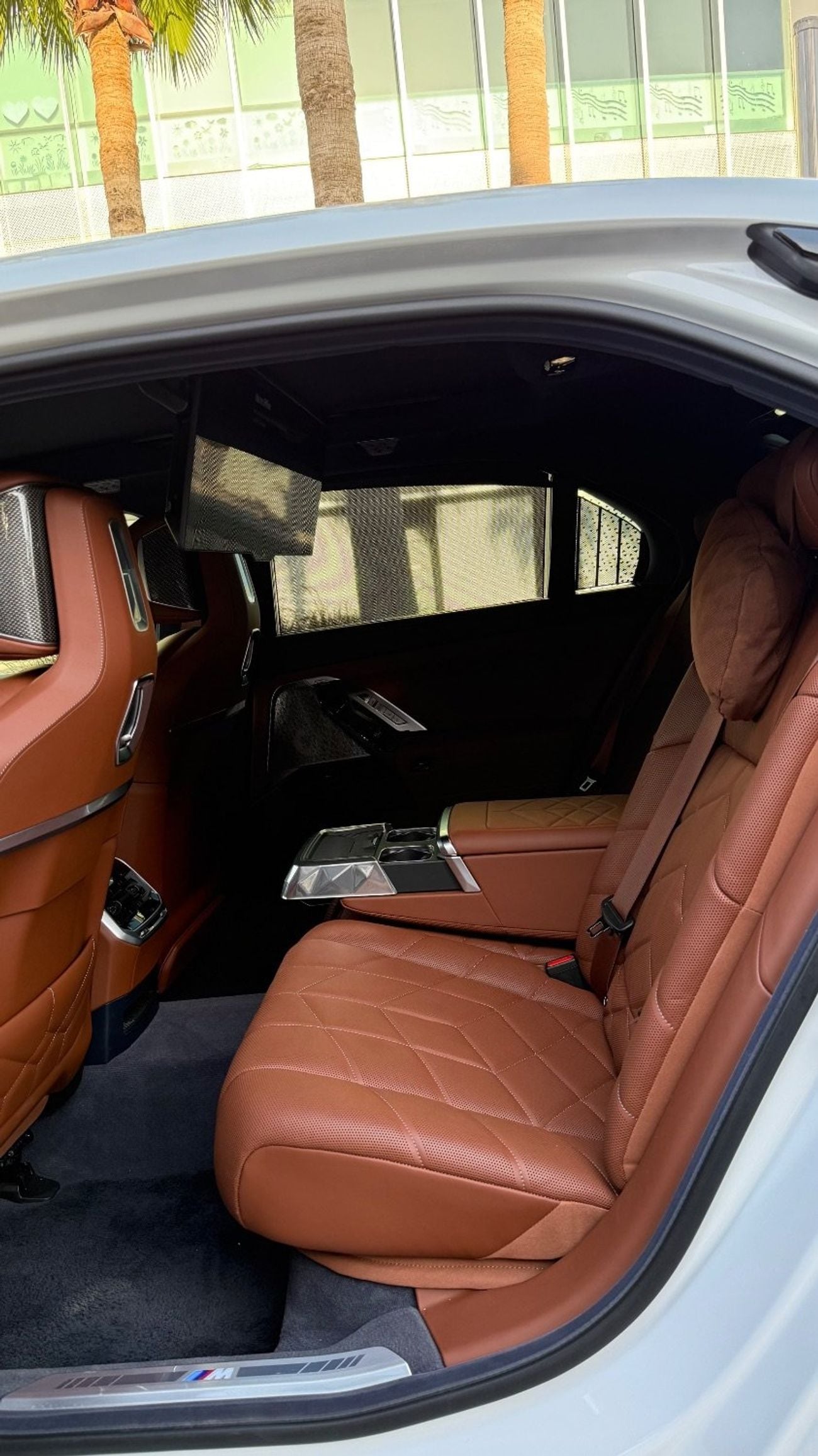 بي أم دبليو M760Li