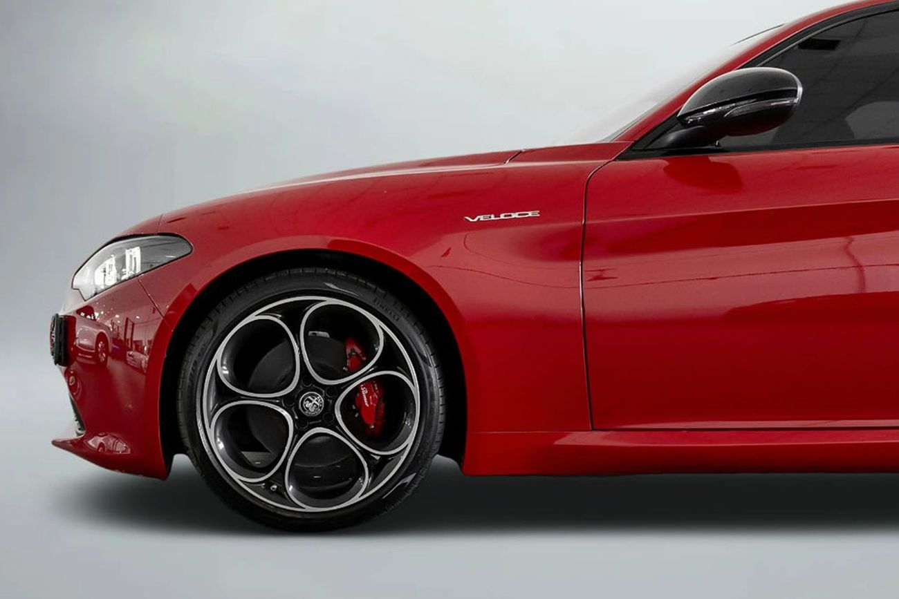 Alfa Romeo Giulia 2024 Alfa Romeo Giulia Q2 / 5 Year Alfa Romeo Warranty & Service Contract