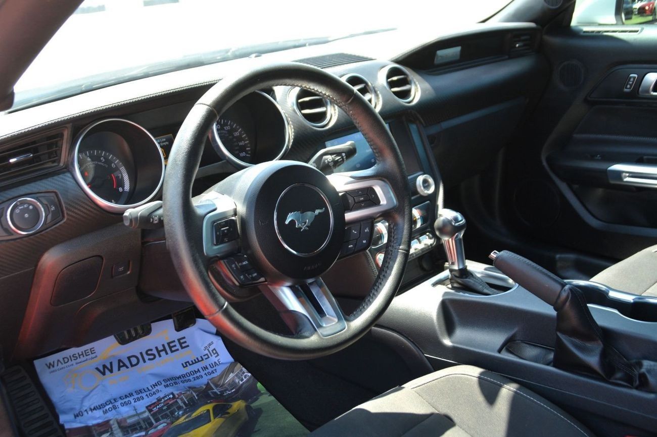 Ford Mustang EcoBoost Premium 2.3L Coupe A/T 2024-NEW LOOK-IN GOOD CONDITION--READY TO DRIVE **