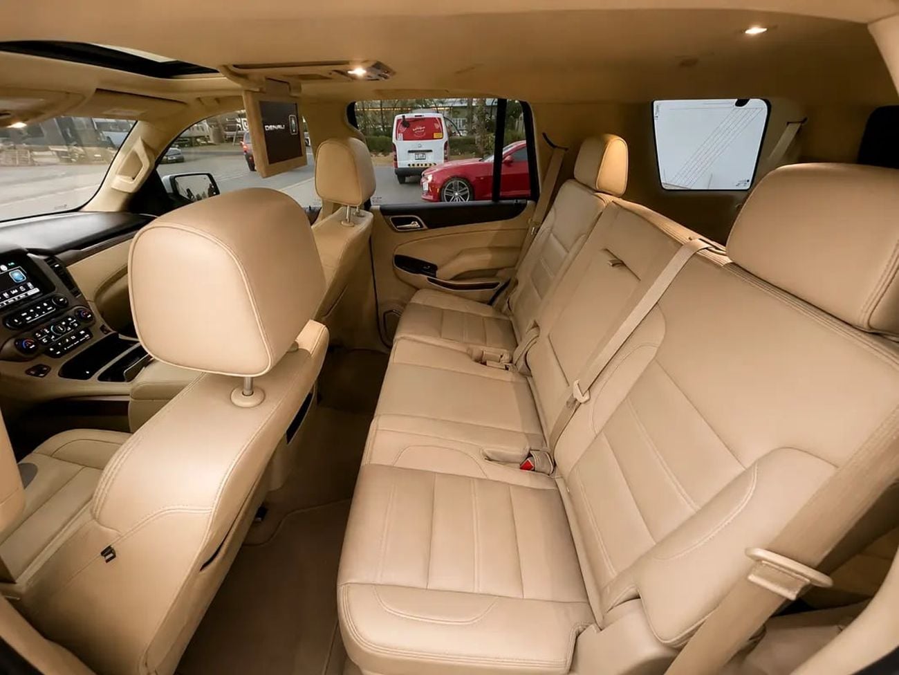 GMC Yukon 2,115 P.M 0% DP | Denali | GCC | Original Paint | 106K KM | 6.2L V8