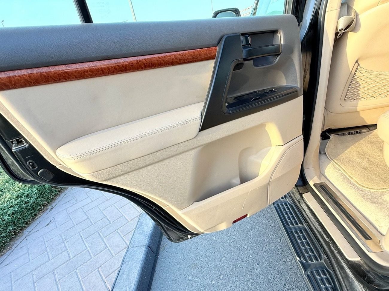 تويوتا لاند كروزر Toyota landcuriser GXR twin turbo V8 2014 upgrade 2025 full option Top the range